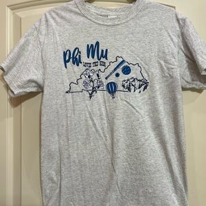 PHI MU sorority Gray Short Sleeve Tee with Kentucky Graphic